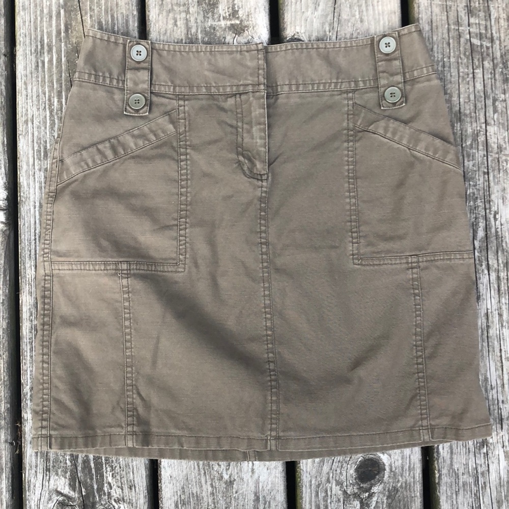 Ann Taylor Loft mini skirt size 4